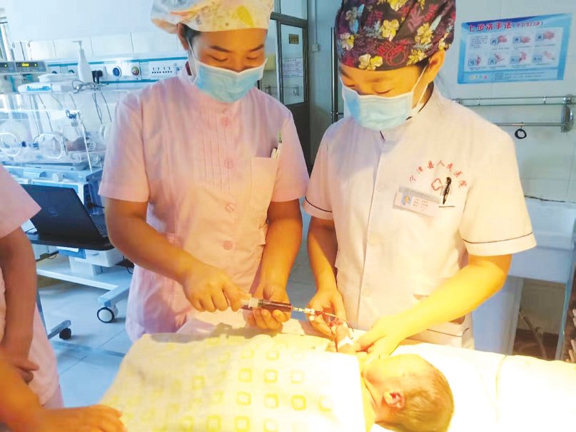 鲁甸县妇婴监护型护送
